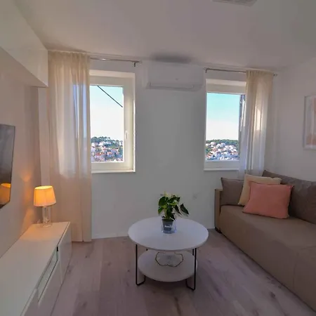 Beachfront In 55401 Appartement